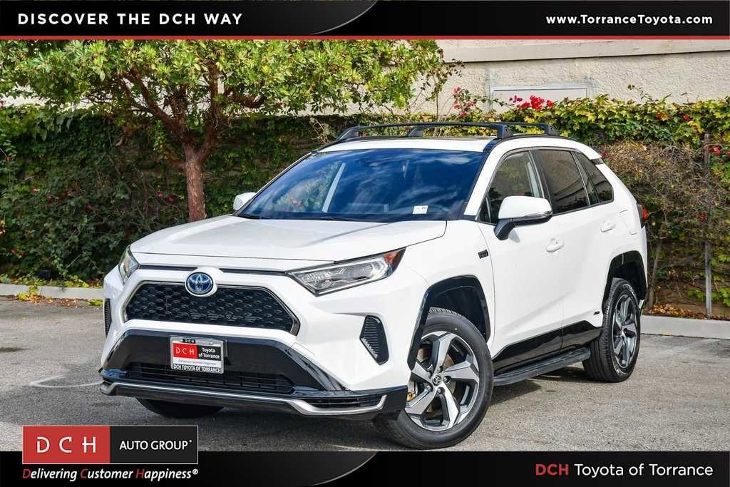 Thumbnail: 2021 Toyota RAV4 - 1
