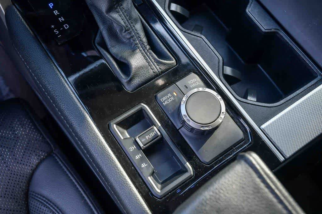 Thumbnail: 2023 Toyota Sequoia - 25