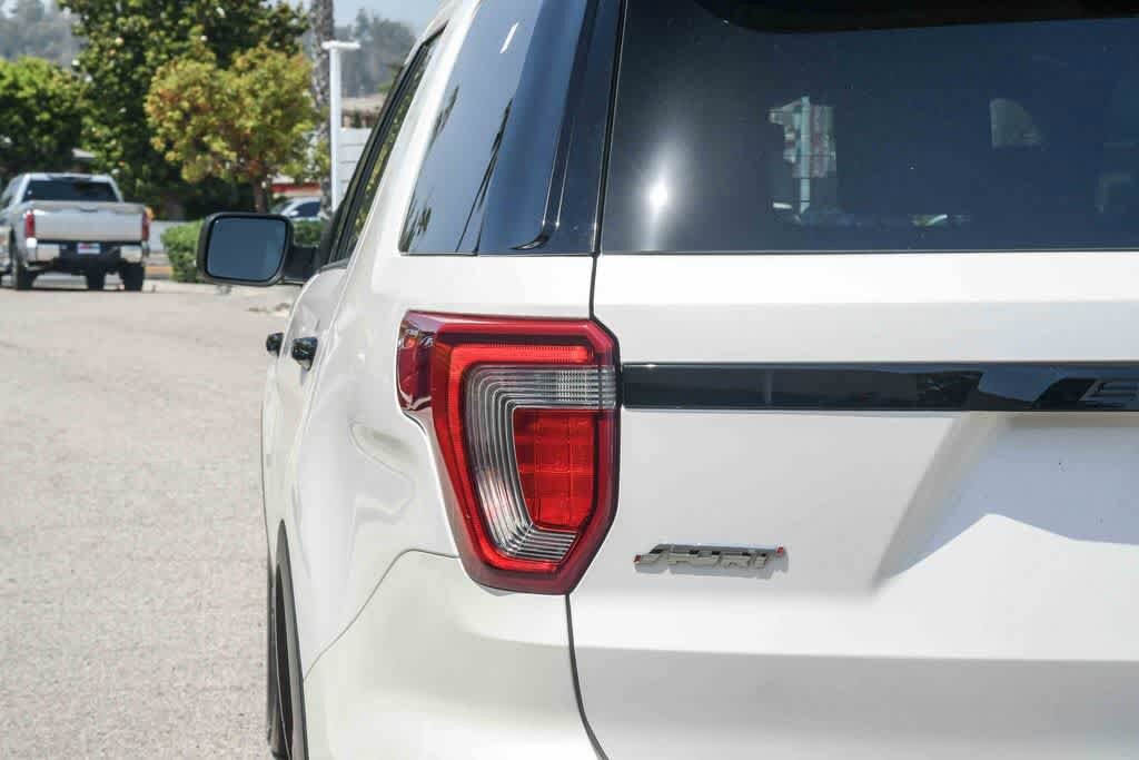 Thumbnail: 2018 Ford Explorer - 5