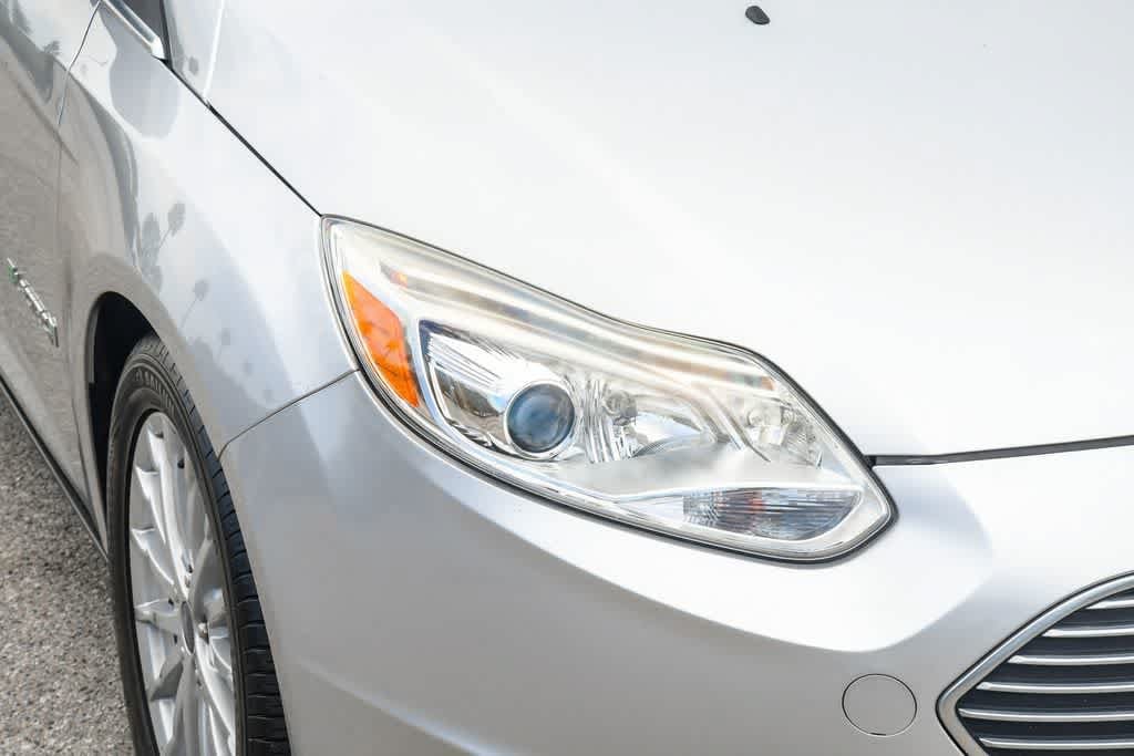 Thumbnail: 2017 Ford Focus - 4