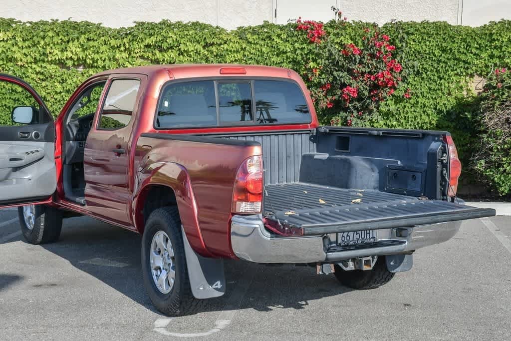 Thumbnail: 2006 Toyota Tacoma - 26