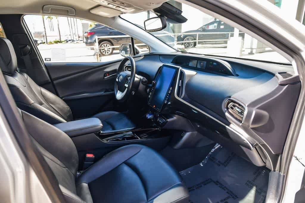 Thumbnail: 2019 Toyota Prius Prime - 15