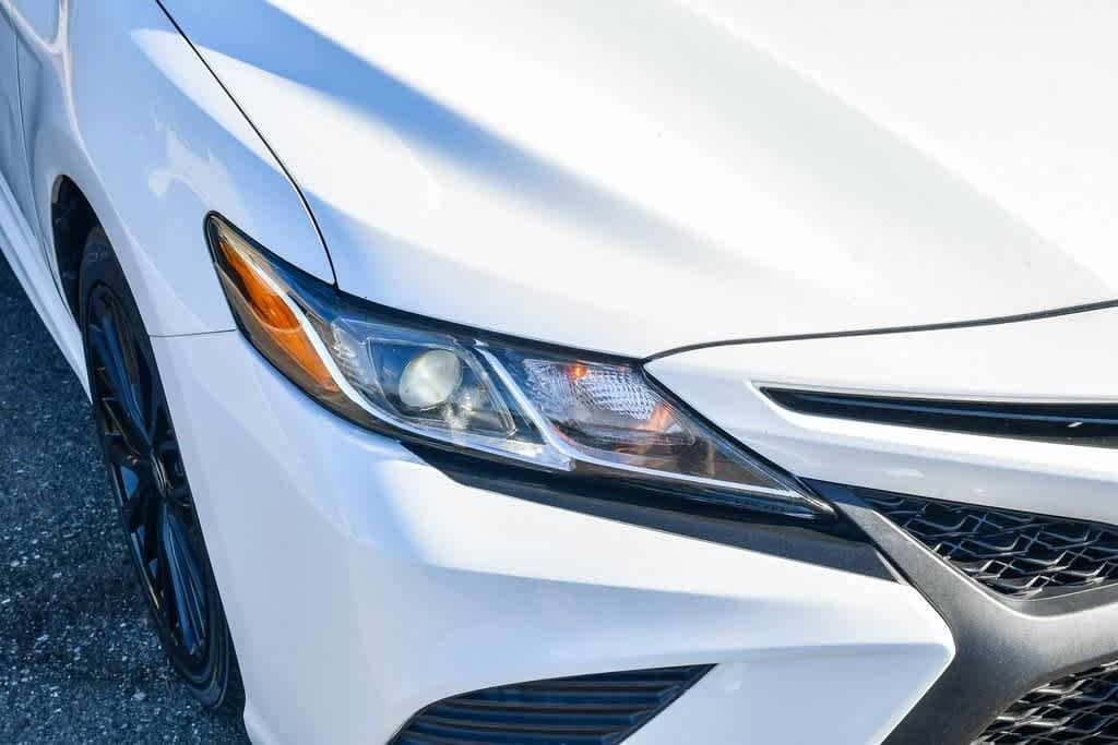 Thumbnail: 2020 Toyota Camry - 5