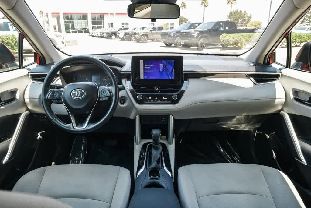 Thumbnail: 2023 Toyota Corolla Cross - 14