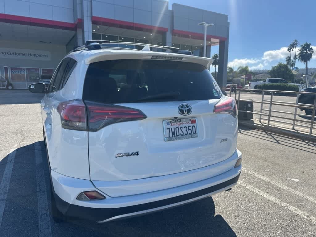 Thumbnail: 2017 Toyota RAV4 - 6