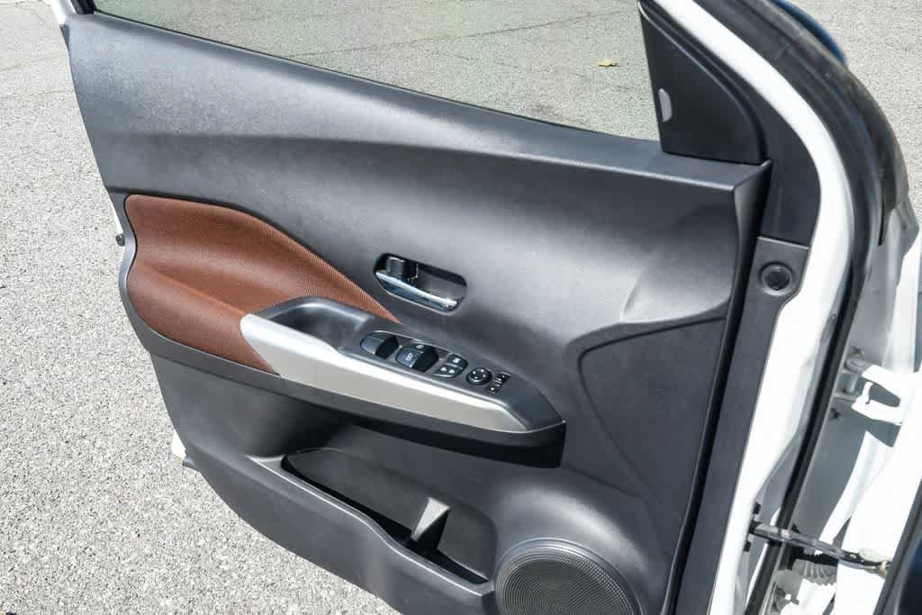 Thumbnail: 2018 Nissan Kicks - 26