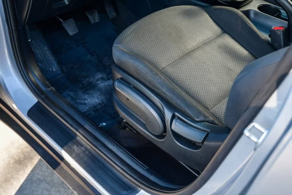 Thumbnail: 2020 Kia Soul - 24