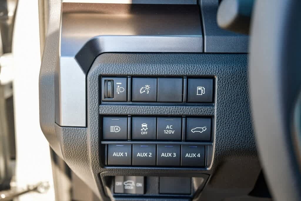 Thumbnail: 2026 Toyota 4Runner - 37