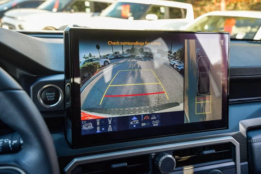 Thumbnail: 2025 Toyota 4Runner - 28