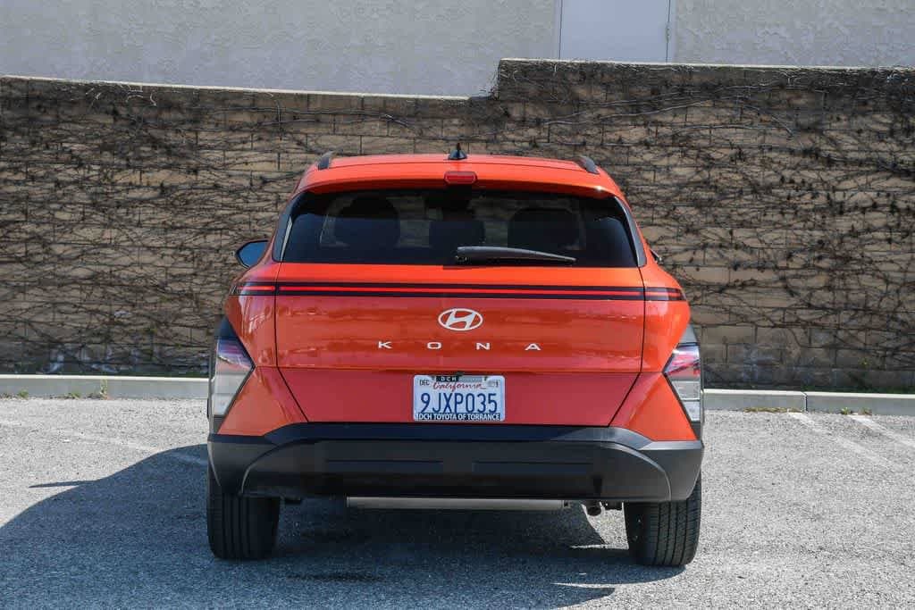 2024 Hyundai Kona SEL photo 6