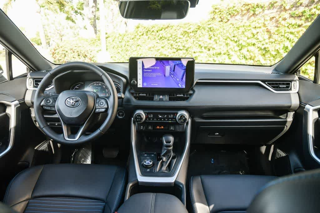 Thumbnail: 2025 Toyota RAV4 - 14