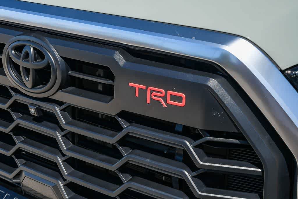 2023 Toyota Tundra Limited photo 5