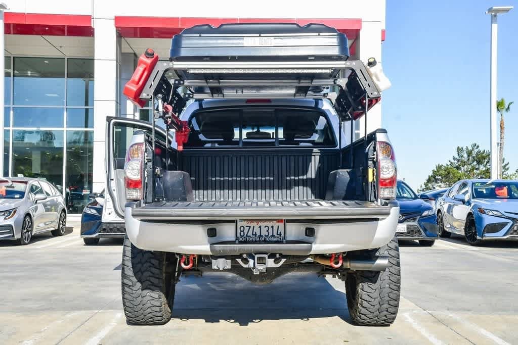 Thumbnail: 2011 Toyota Tacoma - 30