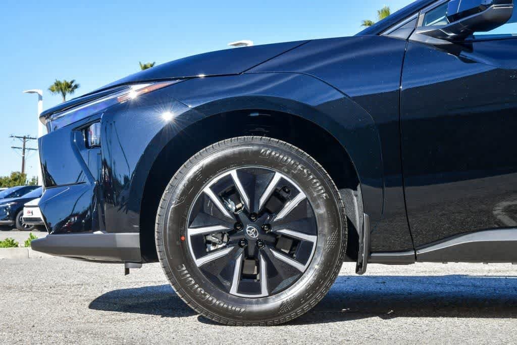 2026 Toyota bZ XLE - Photo 10