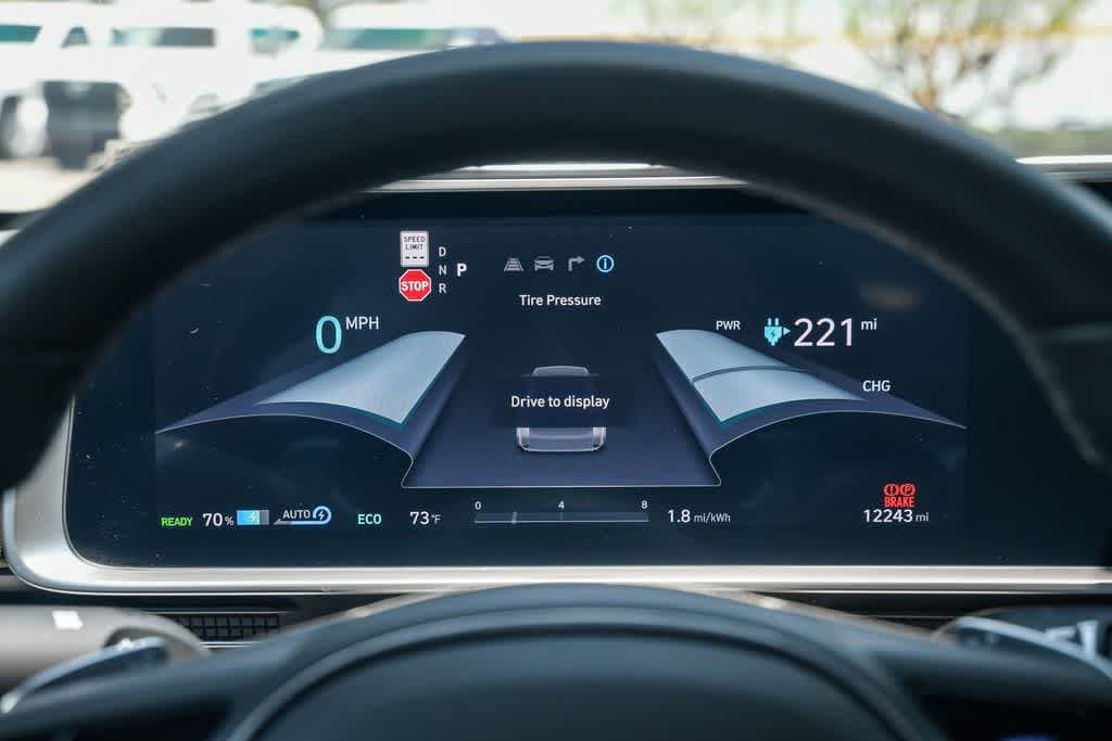 Thumbnail: 2023 Hyundai Ioniq 6 - 21