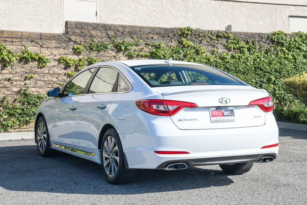 Thumbnail: 2017 Hyundai Sonata - 8