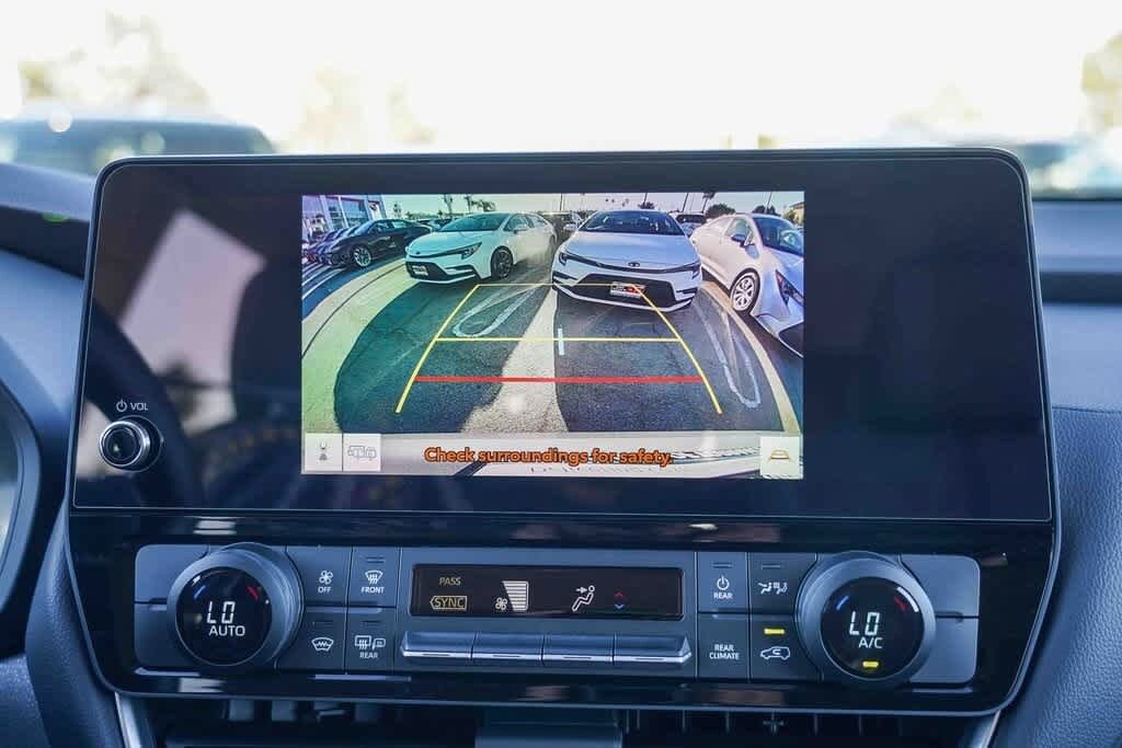 Thumbnail: 2026 Toyota Grand Highlander - 24