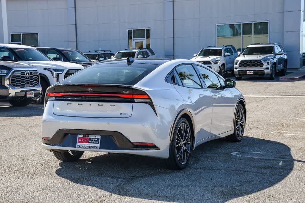 2024 Toyota Prius XLE photo 6