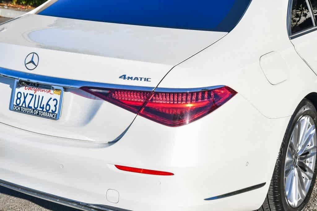 Thumbnail: 2021 Mercedes-Benz S-Class - 12