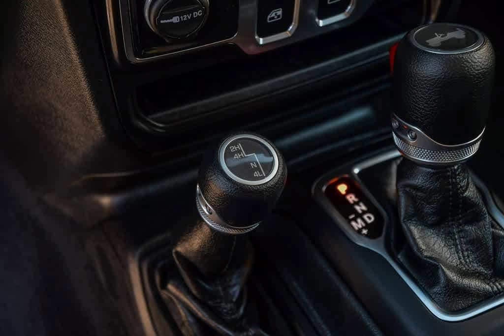 Thumbnail: 2022 Jeep Wrangler - 26