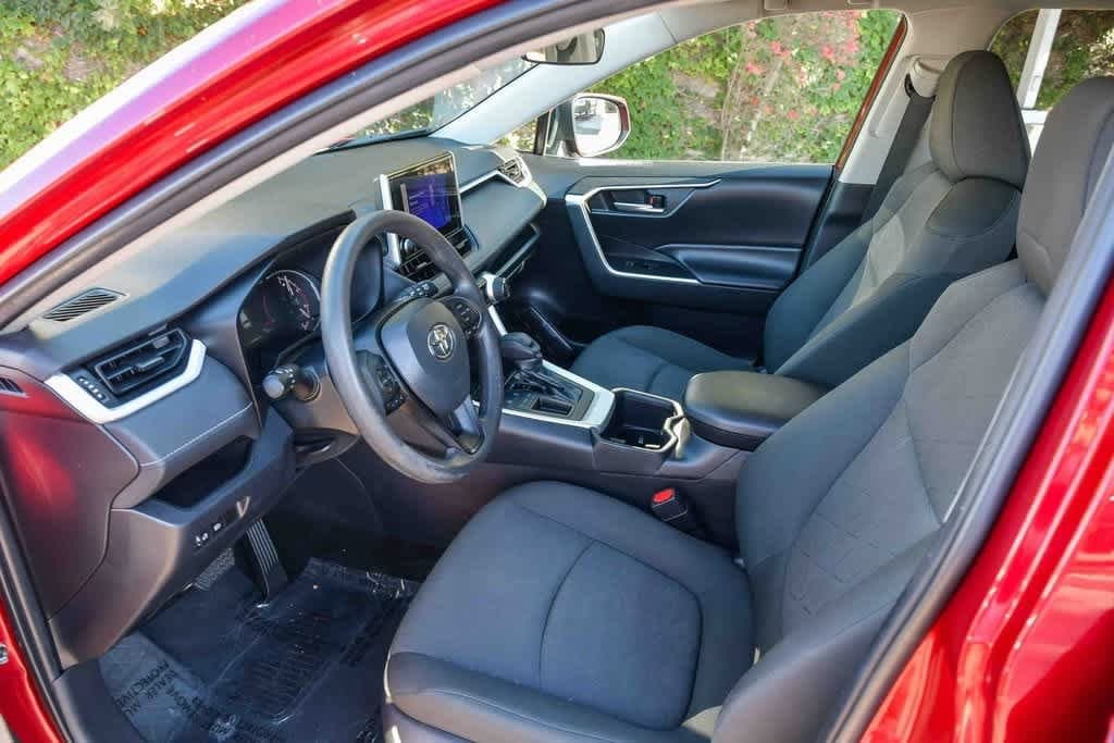 Thumbnail: 2023 Toyota RAV4 - 16