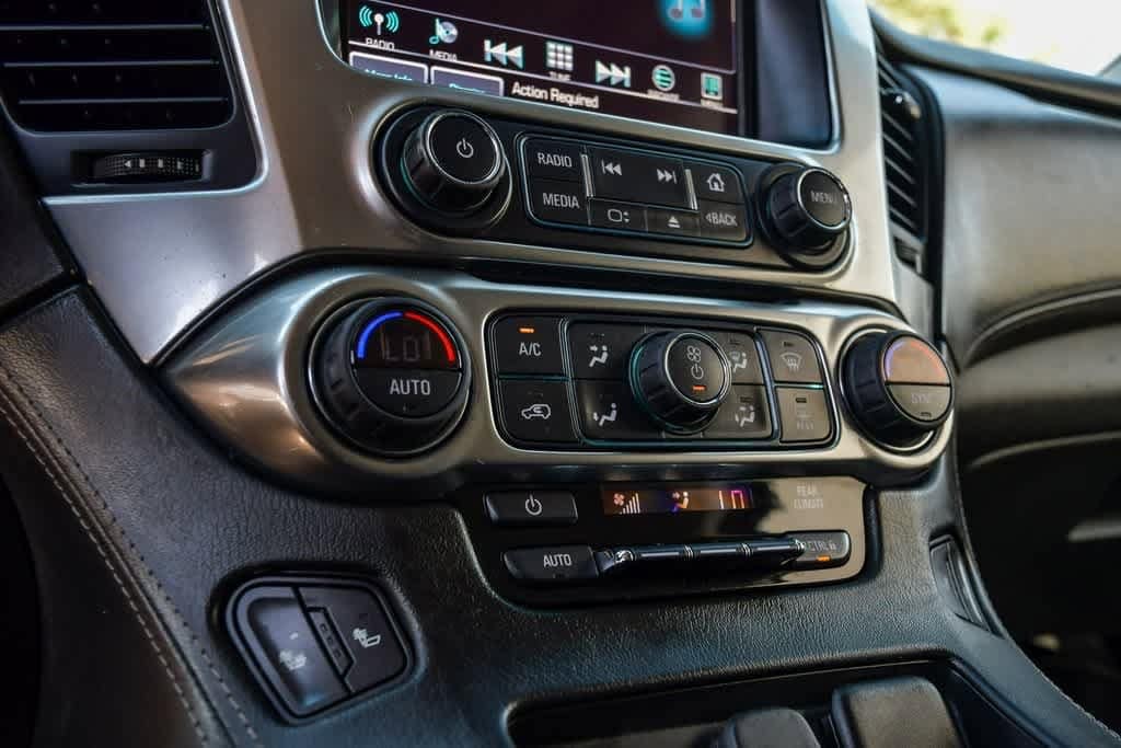 Thumbnail: 2019 Chevrolet Tahoe - 24