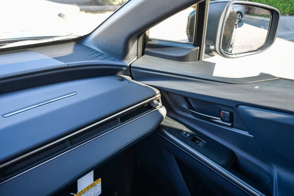 2026 Toyota bZ XLE - Photo 25