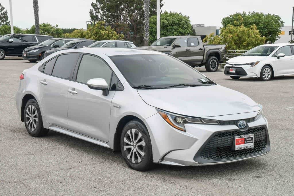 Thumbnail: 2021 Toyota Corolla - 3