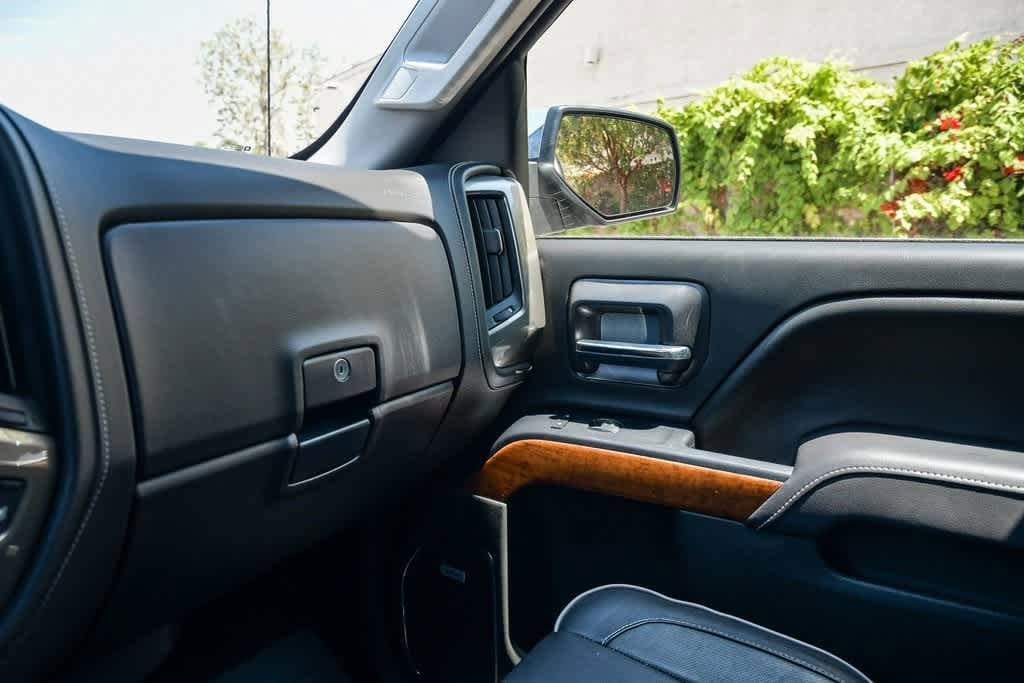 Thumbnail: 2017 Chevrolet Silverado 1500 - 31