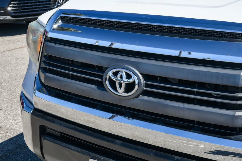 2014 Toyota Tundra SR5 photo 4