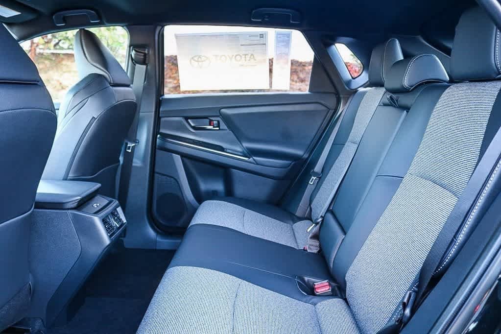 Thumbnail: 2026 Toyota bZ - 18