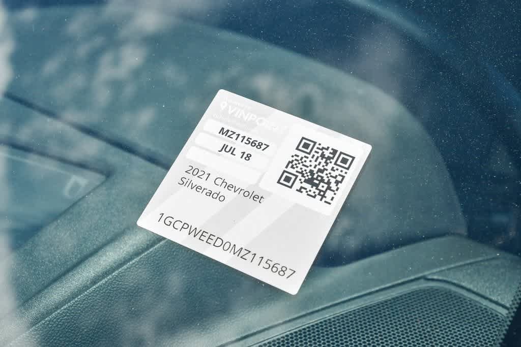 Thumbnail: 2021 Chevrolet Silverado 1500 - 32