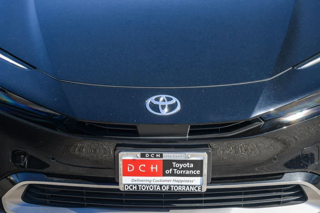 2024 Toyota Prius Prime XSE photo 4