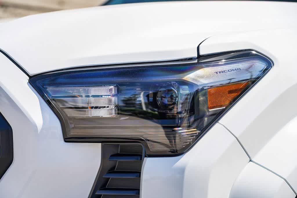 Thumbnail: 2025 Toyota Tacoma - 2