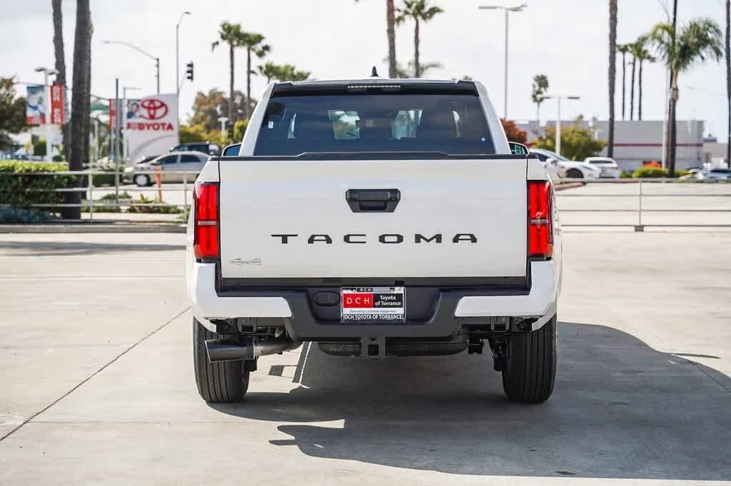2025 Toyota Tacoma SR5 7