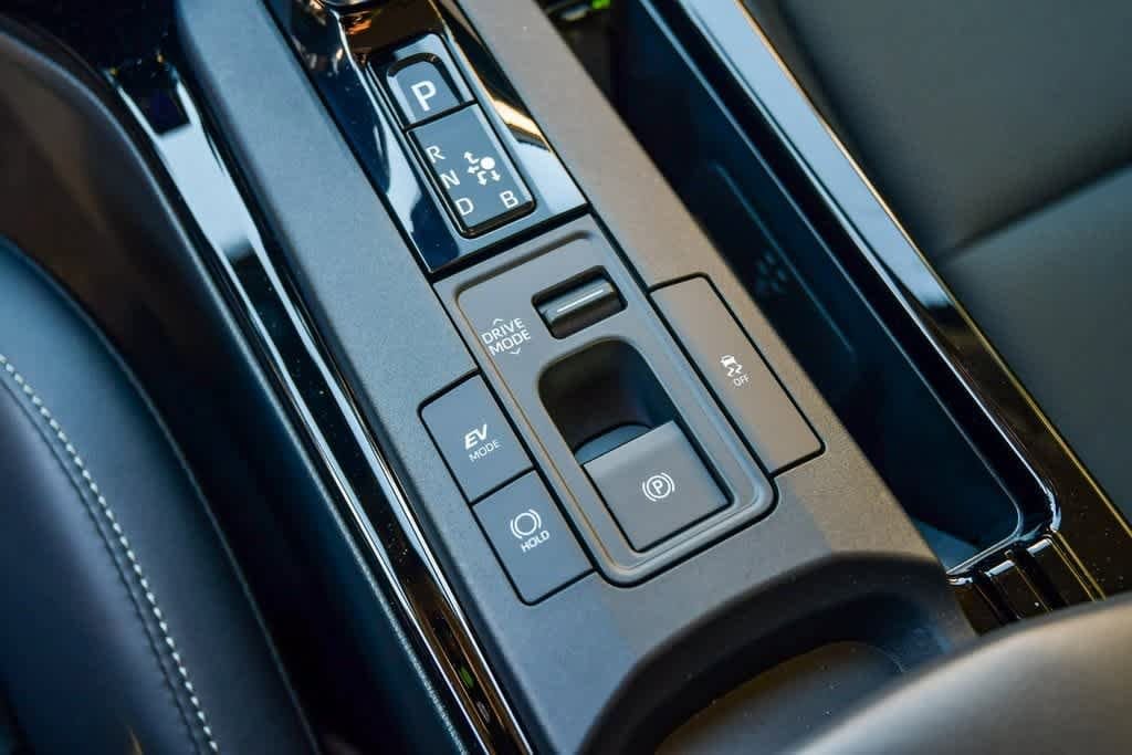 Thumbnail: 2026 Toyota Prius - 22