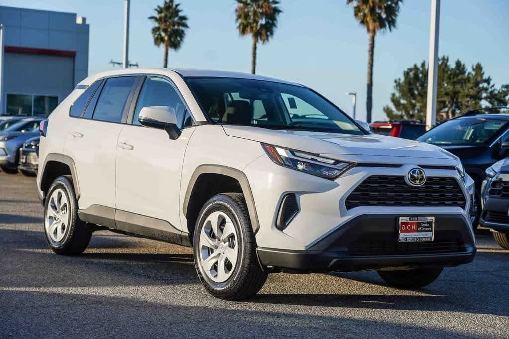Thumbnail: 2025 Toyota RAV4 - 5