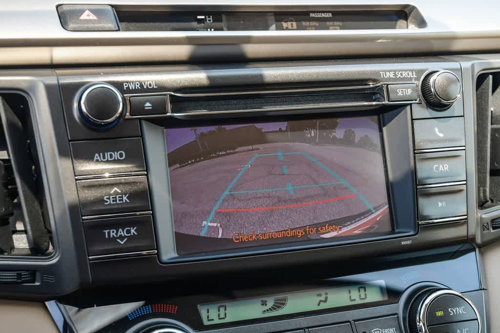 Thumbnail: 2013 Toyota RAV4 - 21