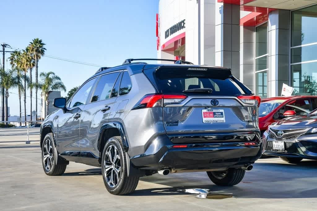 Thumbnail: 2022 Toyota RAV4 - 9