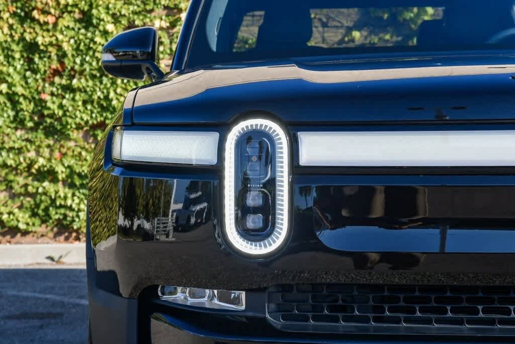 2022 Rivian R1T Adventure photo 4