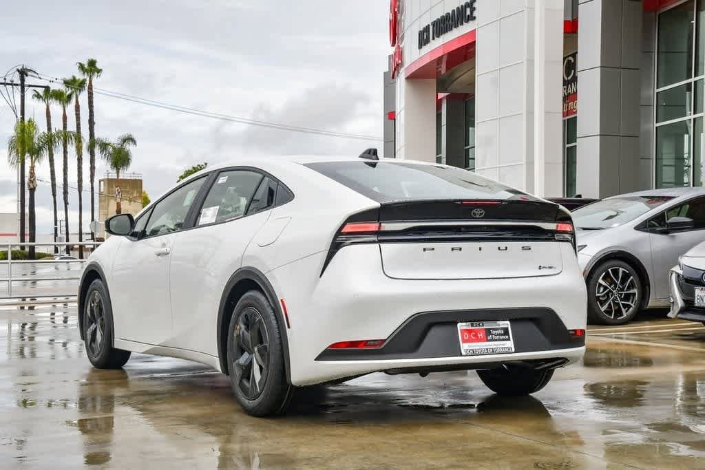 Thumbnail: 2026 Toyota Prius - 9