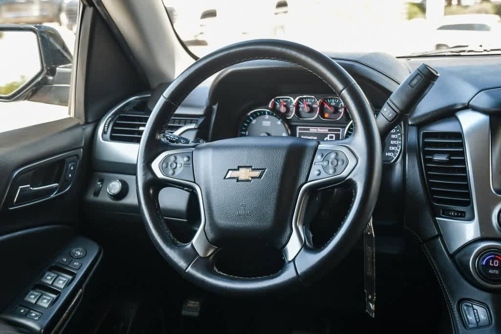 Thumbnail: 2019 Chevrolet Tahoe - 12