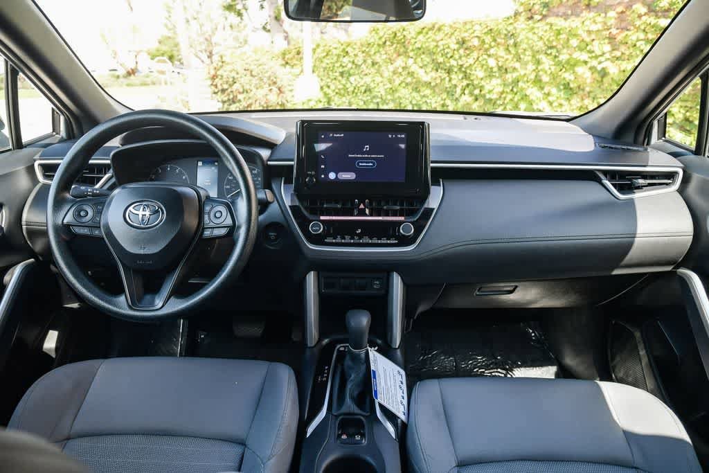 Thumbnail: 2025 Toyota Corolla Cross - 13