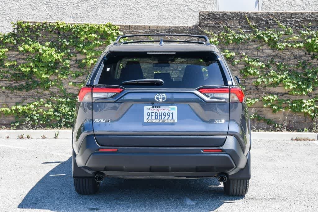 Thumbnail: 2023 Toyota RAV4 - 8