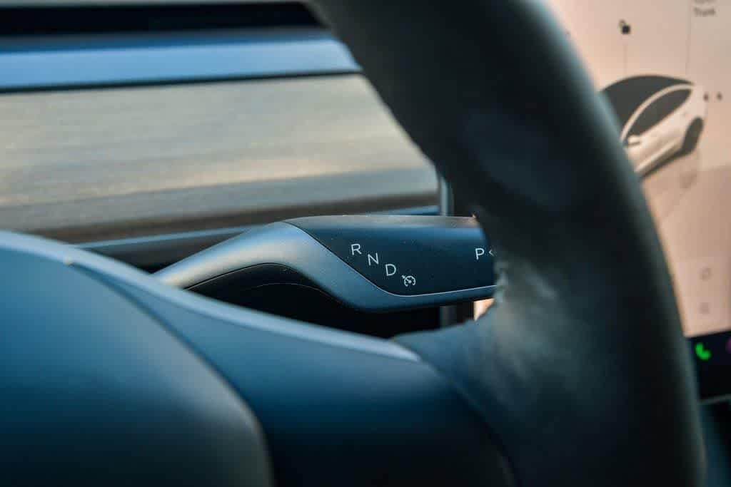 Thumbnail: 2023 Tesla Model 3 - 23