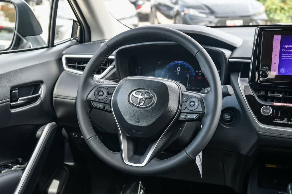 Thumbnail: 2026 Toyota Corolla Cross - 12