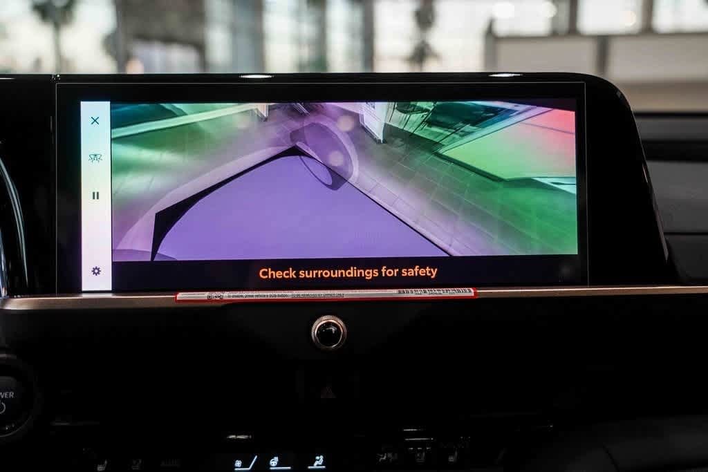 Thumbnail: 2025 Toyota Crown Signia - 25