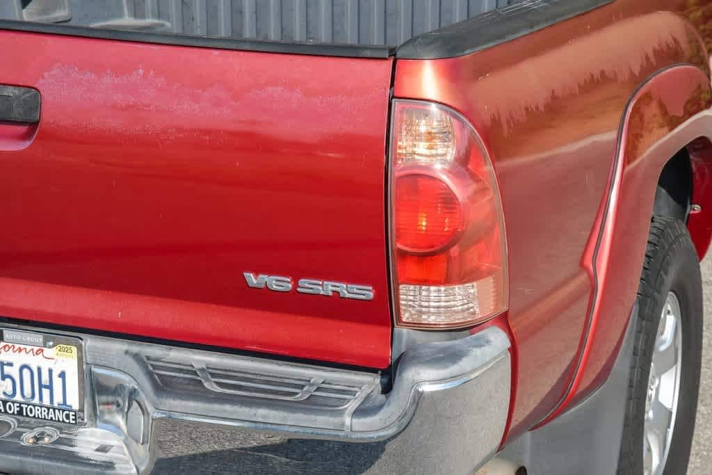 Thumbnail: 2006 Toyota Tacoma - 10