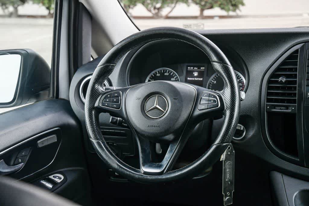 Thumbnail: 2016 Mercedes-Benz Metris - 11