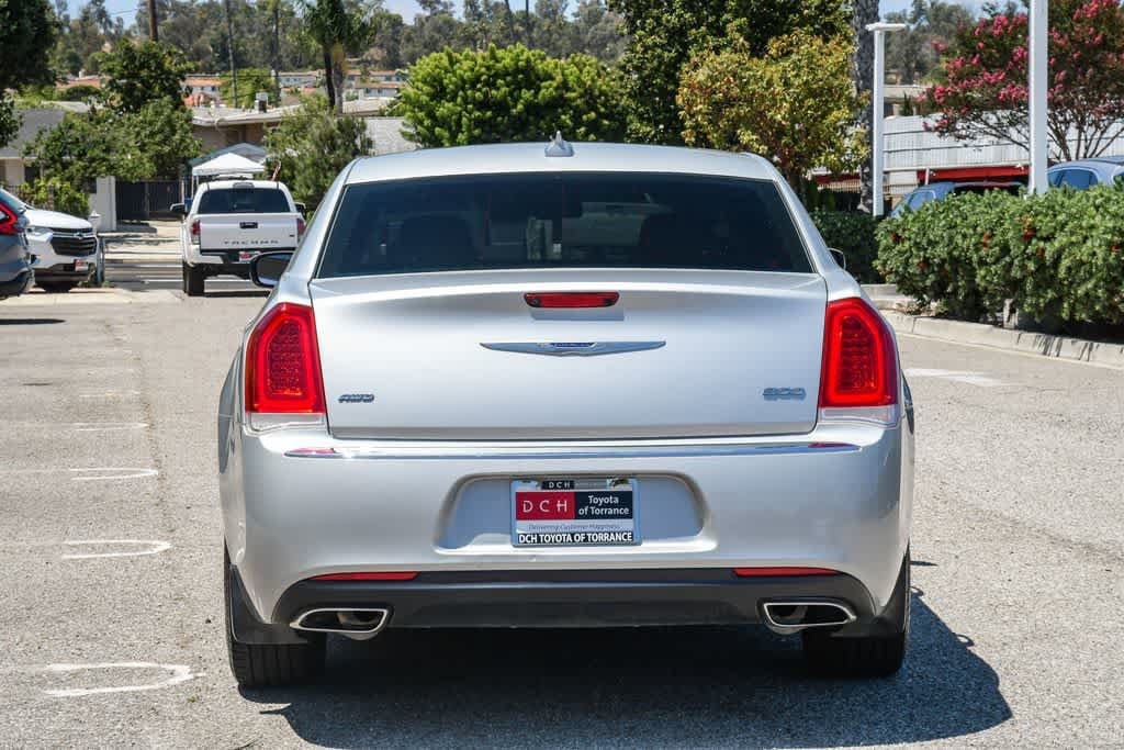 Thumbnail: 2019 Chrysler 300 - 7